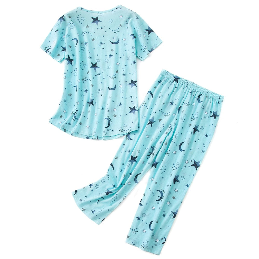 Women's Short Sleeve Pajama Set with Capri Pants